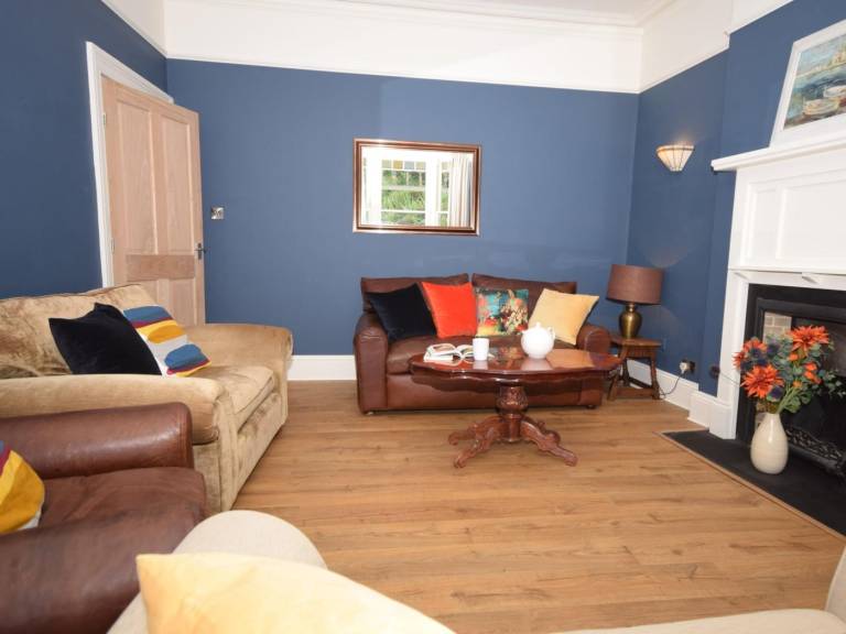Fully equipped pleasant cottage with yard | Next to the beach | Pets are welcome — photo 4