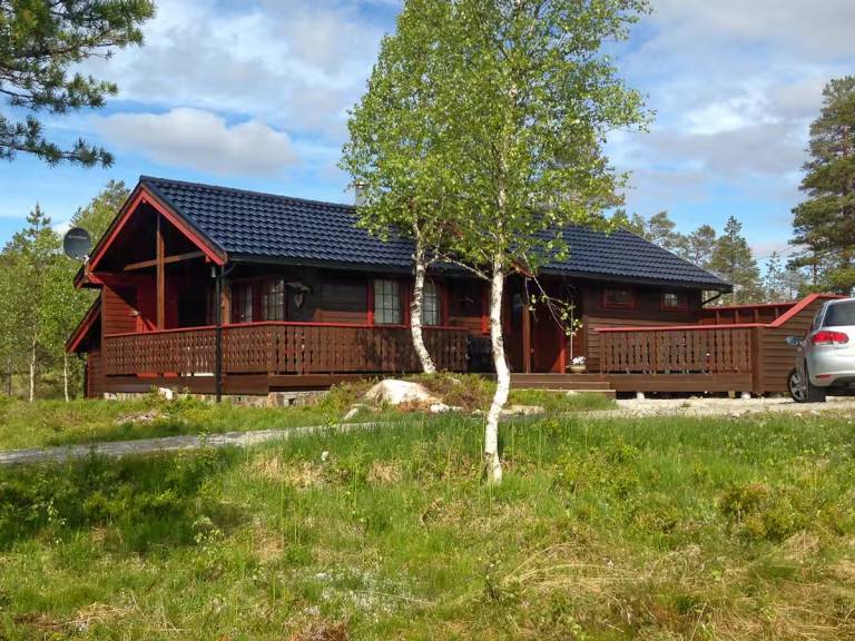 Neu renovierte Hütte am Djupedalsvatnet