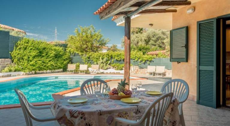 Villa with BBQ, terrace & yard in Arzachena