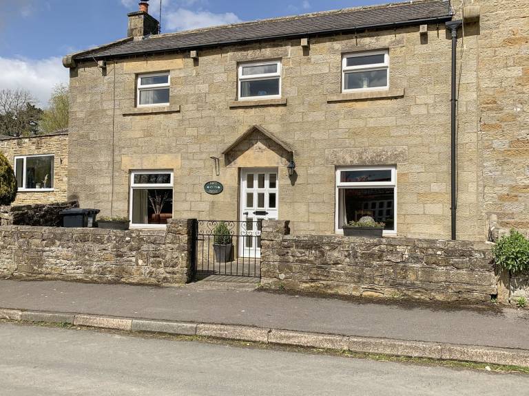 Cottage Laverton