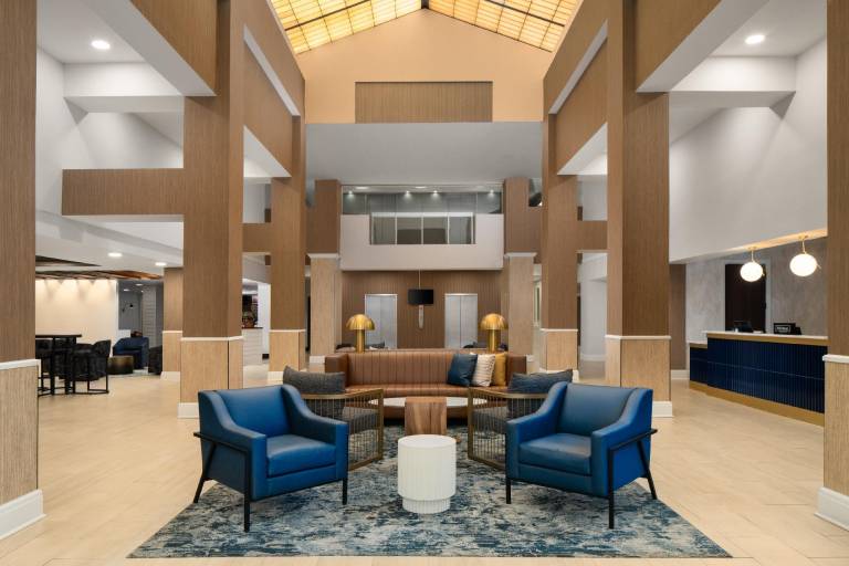 DoubleTree by Hilton Hotel Norfolk Airport in Norfolk, VA