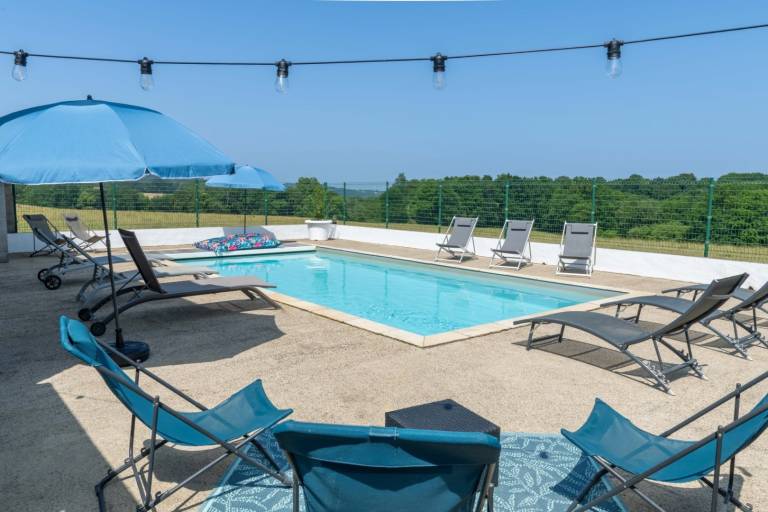 Children-friendly ample house with patio, pool & barbeque | Mountain view | Pets are welcome in Bayonne