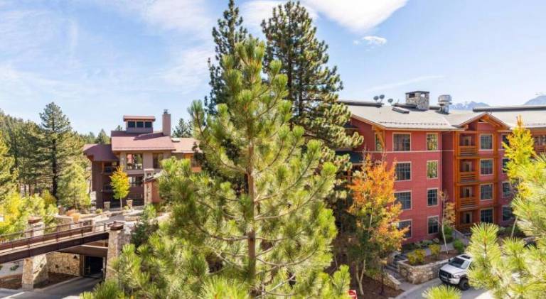 Holiday apartment with heated pool, grill & hot tub | Next to the ski | Pet-friendly — photo 4