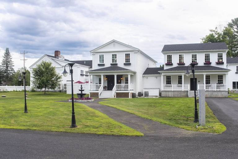 Bed & Breakfast  Bethel