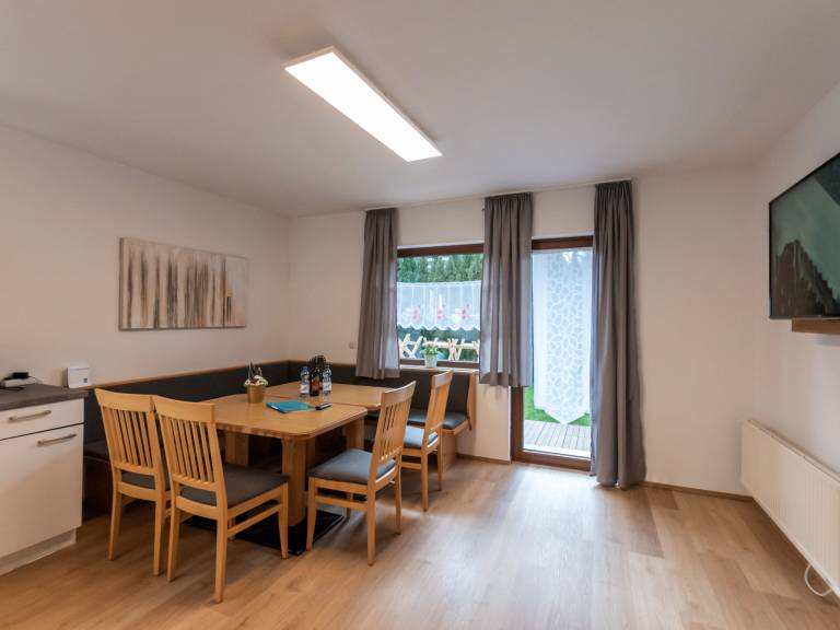 Holiday apartment with patio, garden & sauna — photo 3