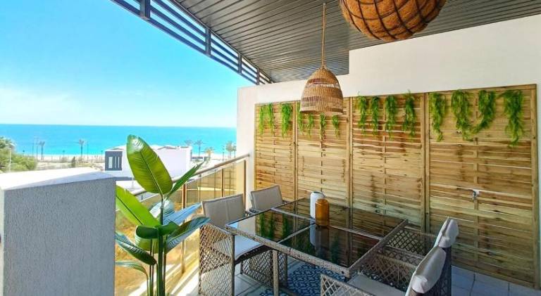Apartment with pool in Roquetas de Mar