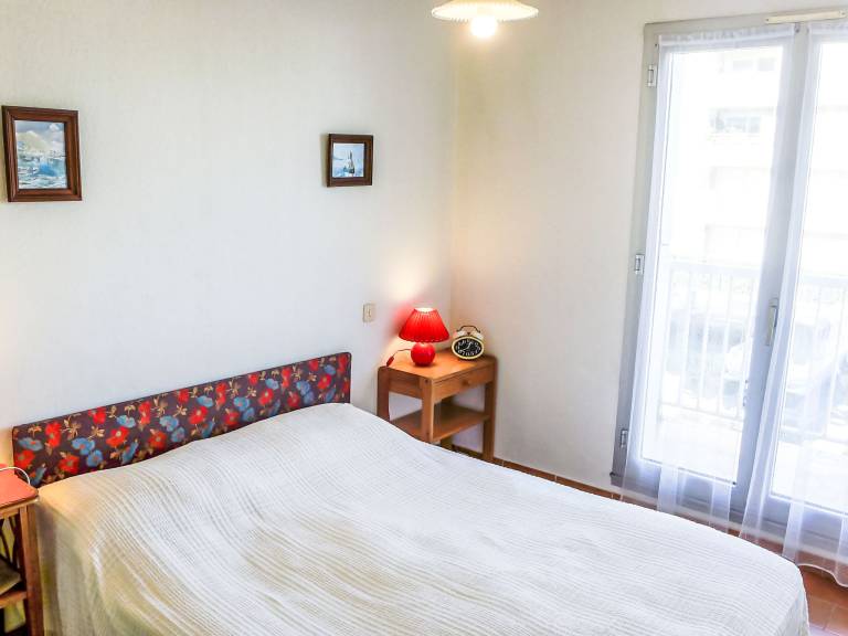 Holiday apartment with 1 room for 4 persons — photo 5