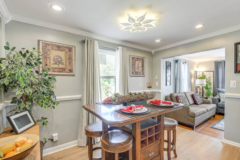 Global Staycation! Scenic Pikesville Family Home — photo 5