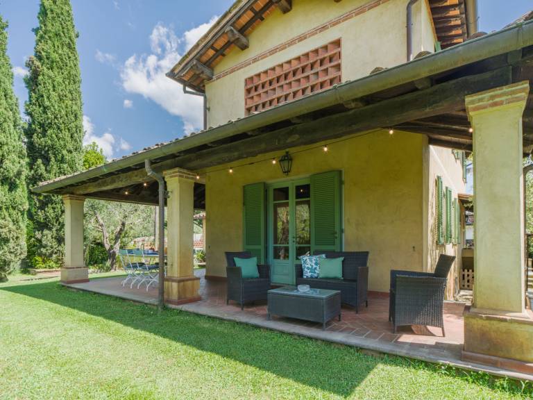 Fully equipped vacation home with patio, private pool & garden | Pets allowed — photo 5