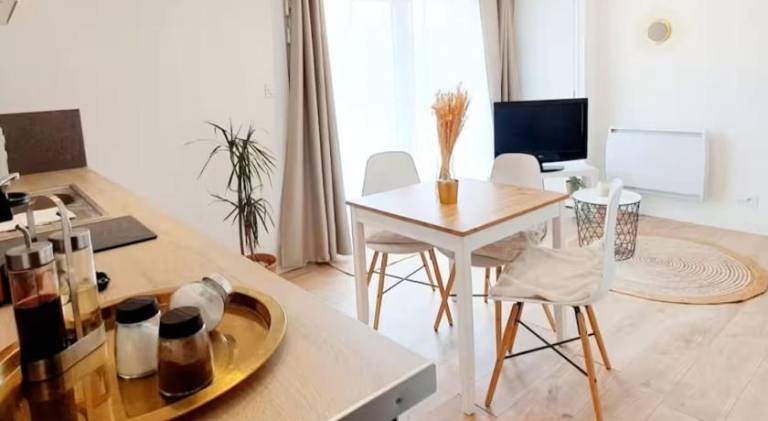 Apartment with 1 room for 3 persons — photo 2