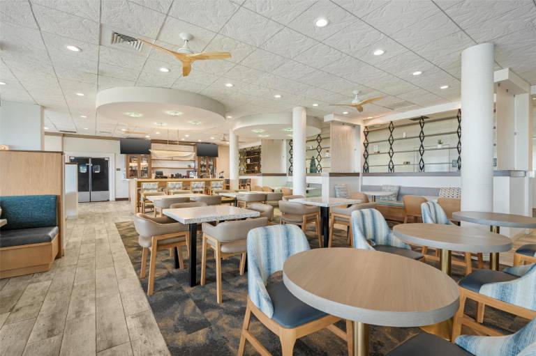 Hampton Inn Virginia Beach-Oceanfront North — photo 4