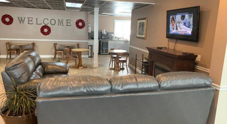 Americas Best Value Inn Gaylord — photo 5