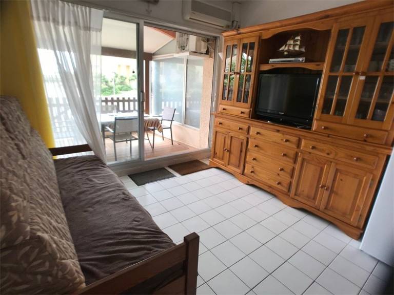 Fully equipped charming rental apartment | Next to the beach | Dogs allowed — photo 4