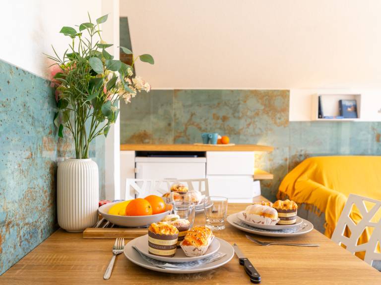 Vacation home with terrace — photo 2