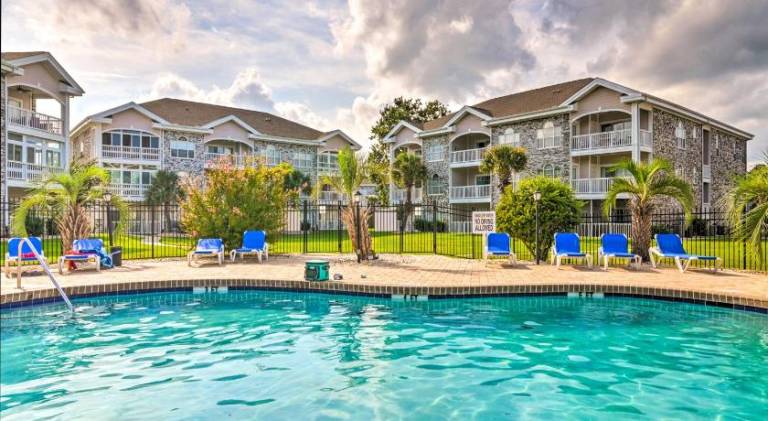 Beautiful holiday apartment | Pet-friendly in Myrtle Beach, SC