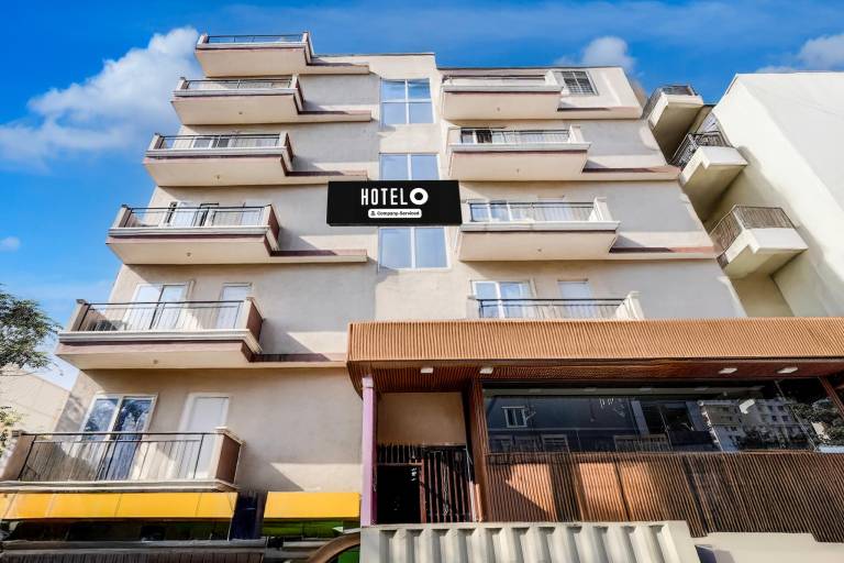 Super Townhouse Sector 51 Gurgaon