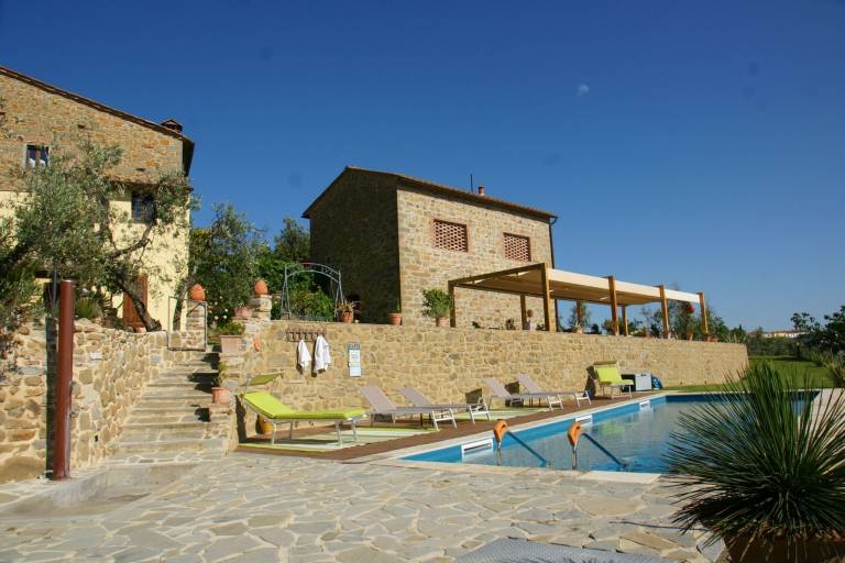 House with barbeque, pool & yard | Nature view in Vinci