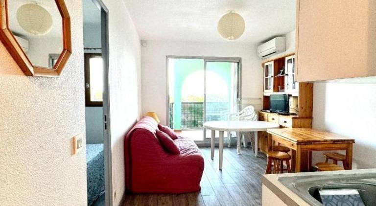 Wonderful holiday apartment with patio | Next to the beach | Pet-friendly — photo 3