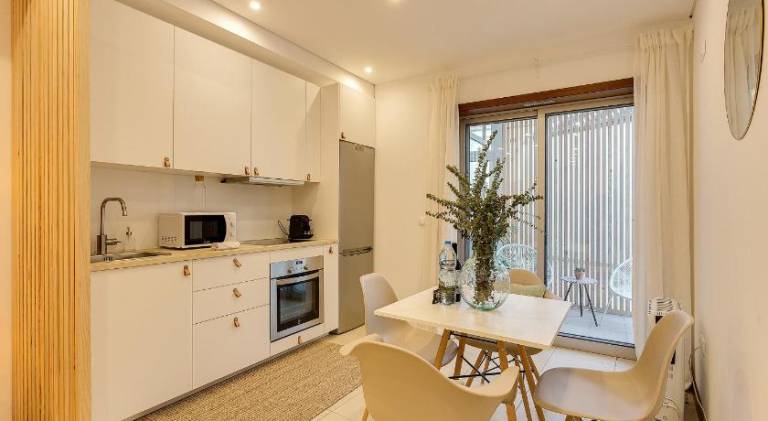 Rental apartment with terrace — photo 3