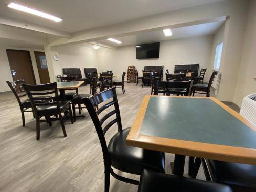 SureStay by Best Western Albuquerque East I-40 — photo 4