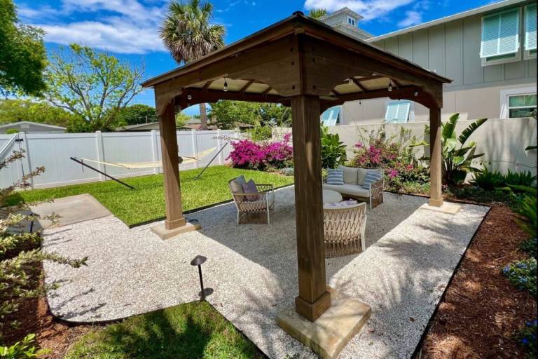 Jax Beach Treehouse - Oak — photo 5