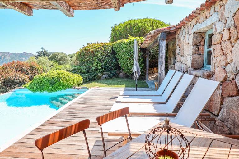Villa with patio, barbecue & private pool | Sea view — photo 3