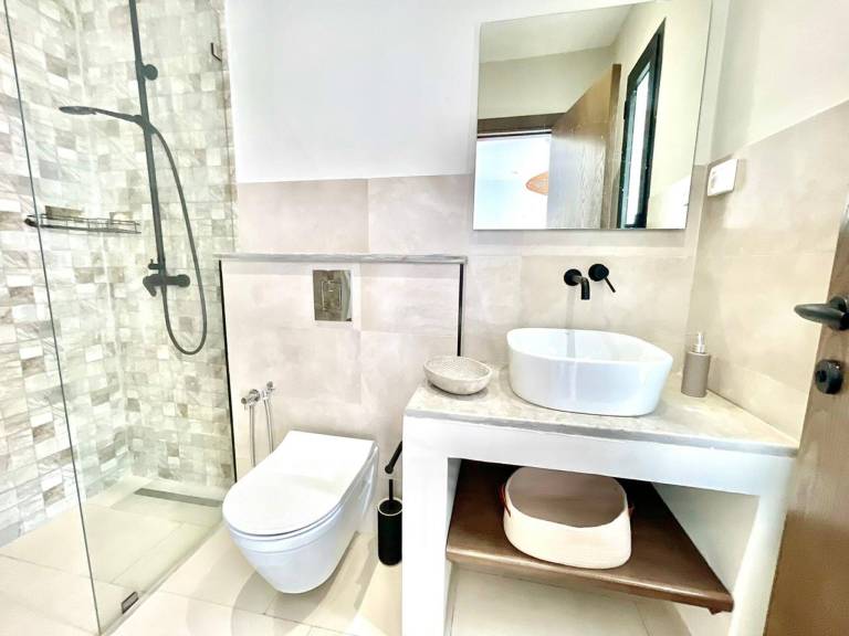 Family-oriented beautiful villa with private pool & barbecue | Pet-friendly — photo 3