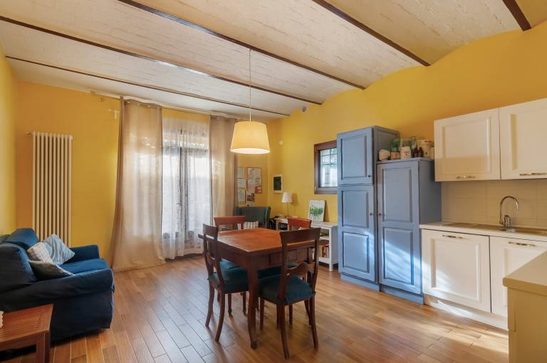 Casina – Tuscan Apartment with Pool among Vineyards and Olive Groves — photo 2