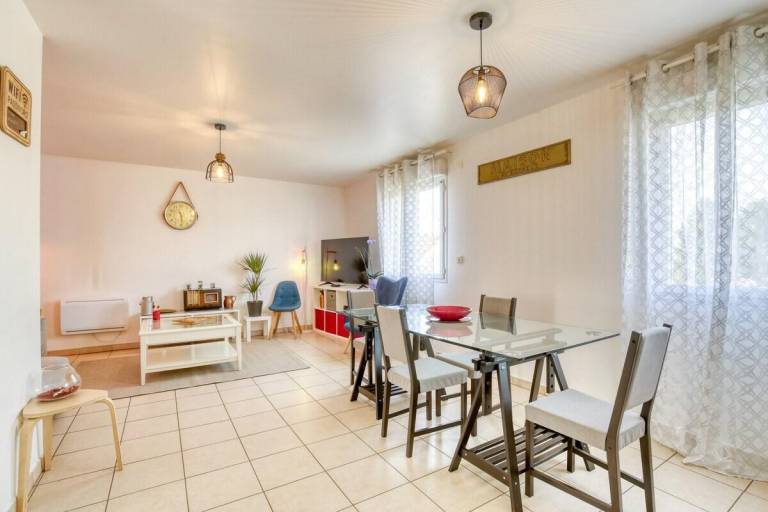 Holiday apartment with 3 rooms for 6 persons — photo 3