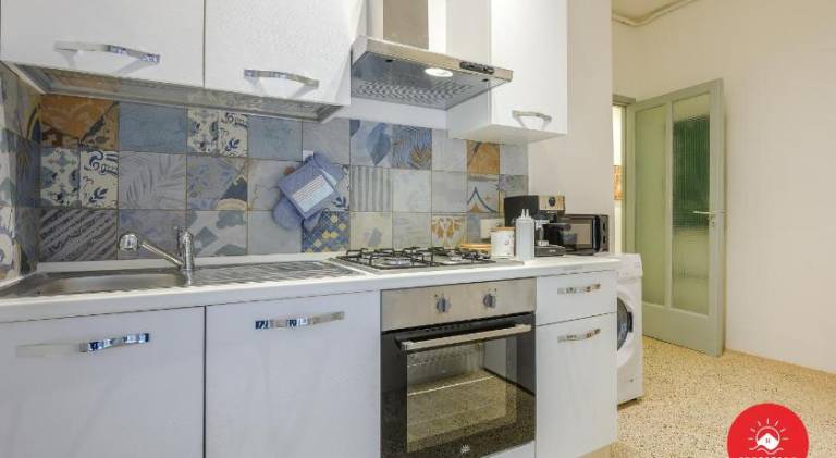 Rental apartment with 2 rooms for 5 persons — photo 2