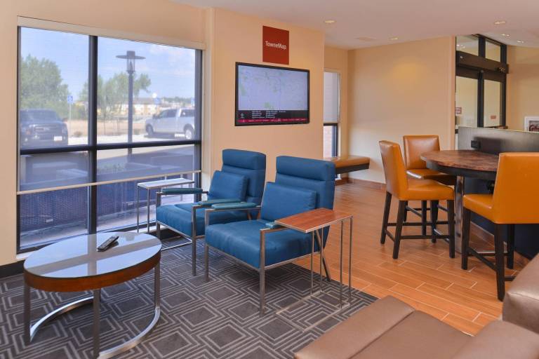 TownePlace Suites by Marriott Gillette — photo 4