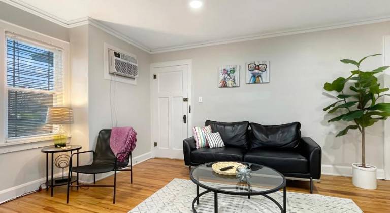 Apartment with 1 room for 3 persons in Des Moines, IA