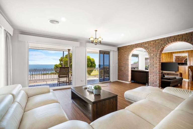 House  Clifton Springs