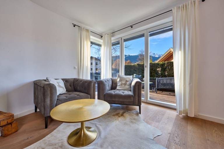 Modern Alpine Luxury for 8 with Sauna & Spacious Terrace & Mountain Views — photo 3