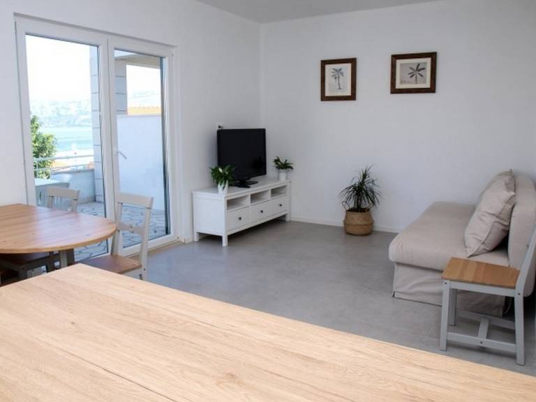 Two bedroom apartment with terrace and sea view Postira, Brač (A-17323-d) — photo 3