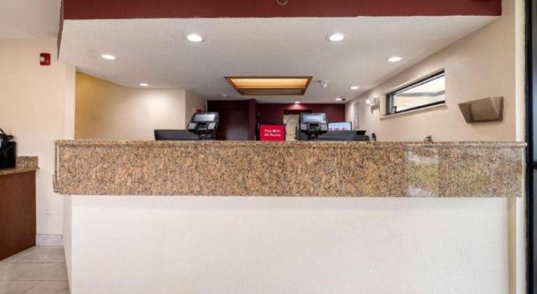Studio 6 Suites Shreveport, LA – Industrial Loop — photo 3