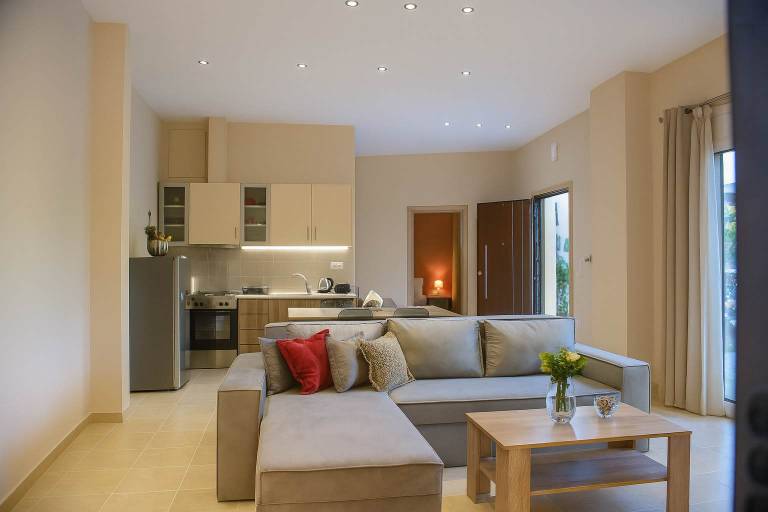 Alimos Modern Retreat near the beach