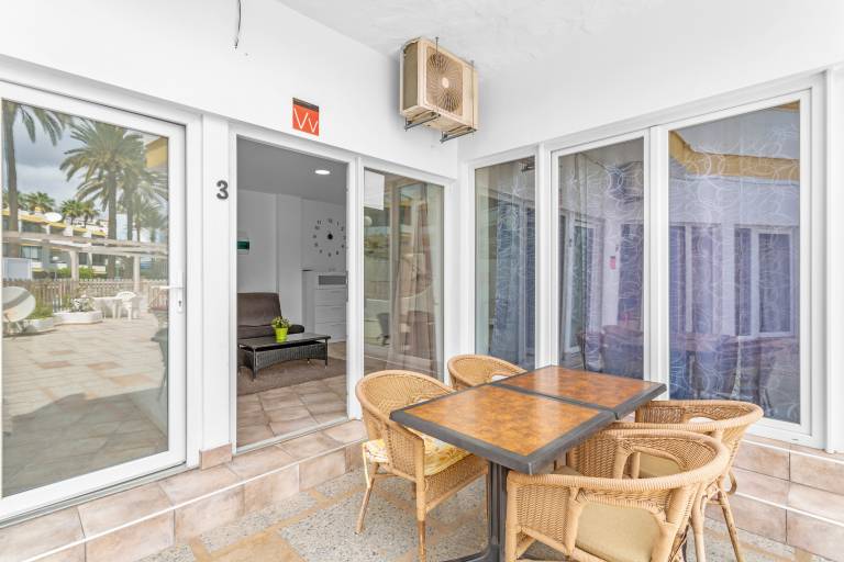 Vacation Apartment 'Las Flores3' with Sea and Beach View, Wi-Fi and Air Conditioning — photo 2