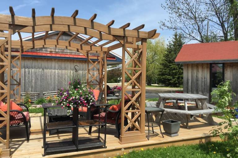 My Friends Inn Manitoulin