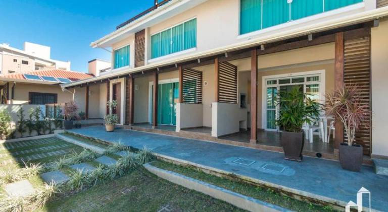 Holiday apartment with 2 rooms for 6 persons — photo 3