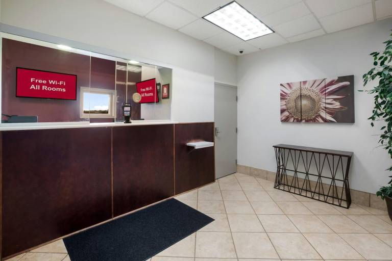 Red Roof Inn Atlanta Airport NE - Conley — photo 3