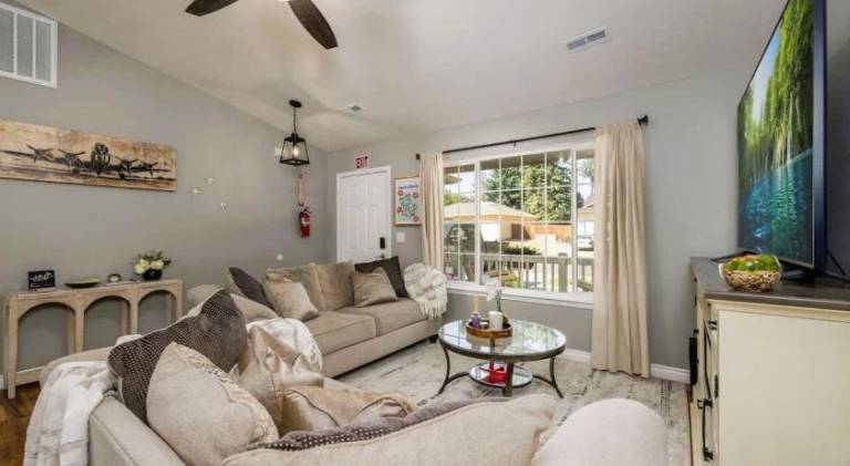 Spacious house | Good for workation | Pet-friendly in Coeur d'Alene, ID