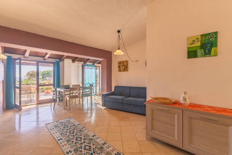 Fully equipped vacation home with yard, barbeque & terrace | Garden view | Close to the beach | Dogs allowed — photo 4