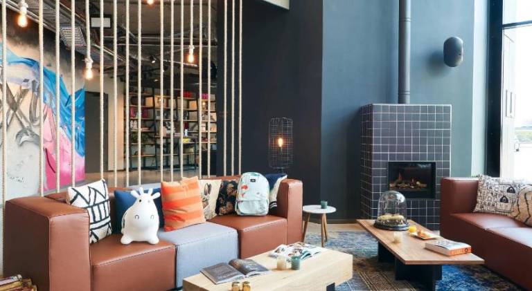 Moxy Amsterdam Schiphol Airport — photo 3