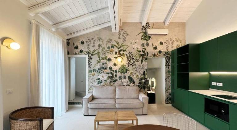 Beautiful rental apartment with terrace | Near Two Towers | Pet-friendly — photo 3