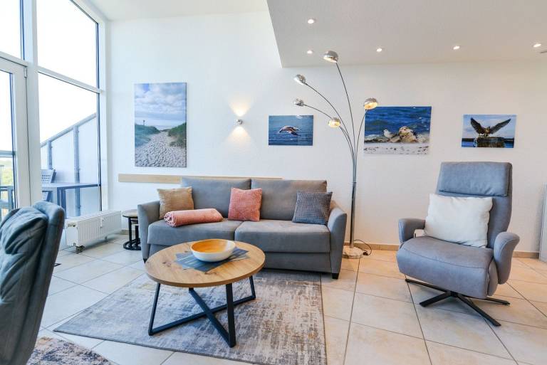 Exklusives Penthouse über dem Meer mit direkter Seesicht & elegantem Wohnstil — photo 5