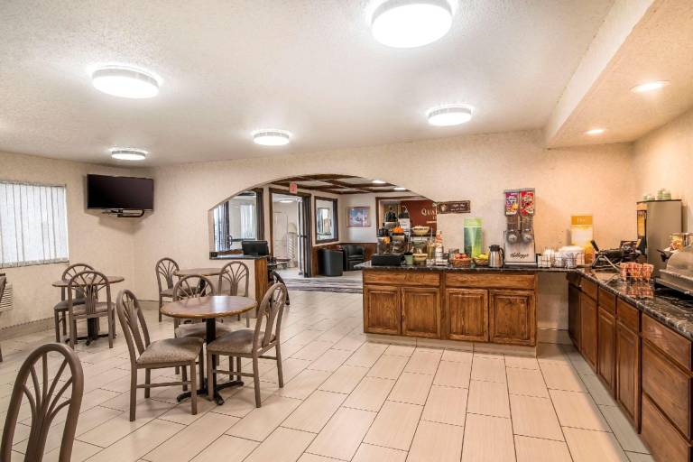 Quality Inn Raton, NM — photo 5
