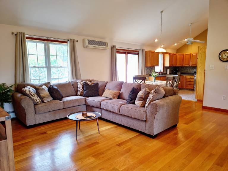House  Roaring Brook Township