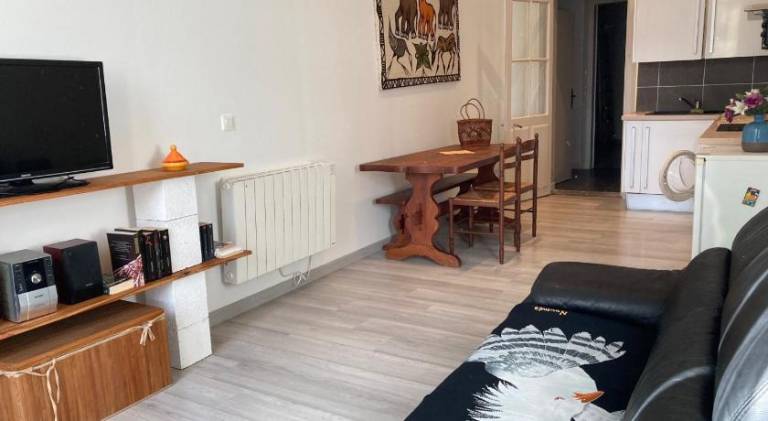 Rental apartment with 2 rooms for 4 persons in Sète
