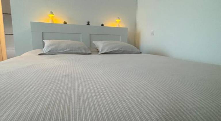 Holiday apartment with 1 room for 3 persons in Montreuil